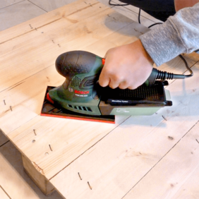 Poncer une table